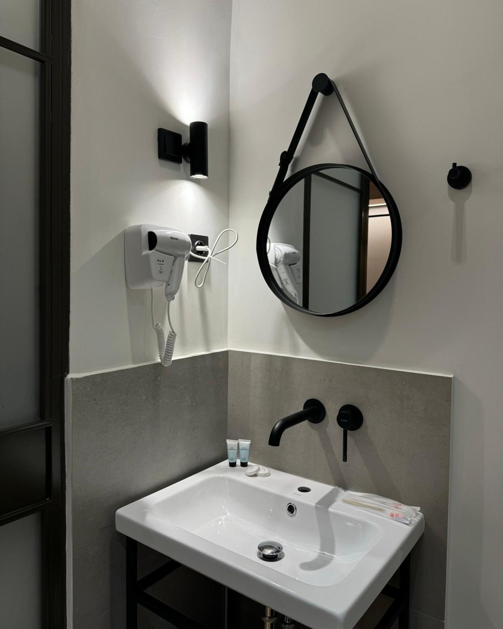 Mosh Mosh Boutique Hotel Almaty Extérieur photo